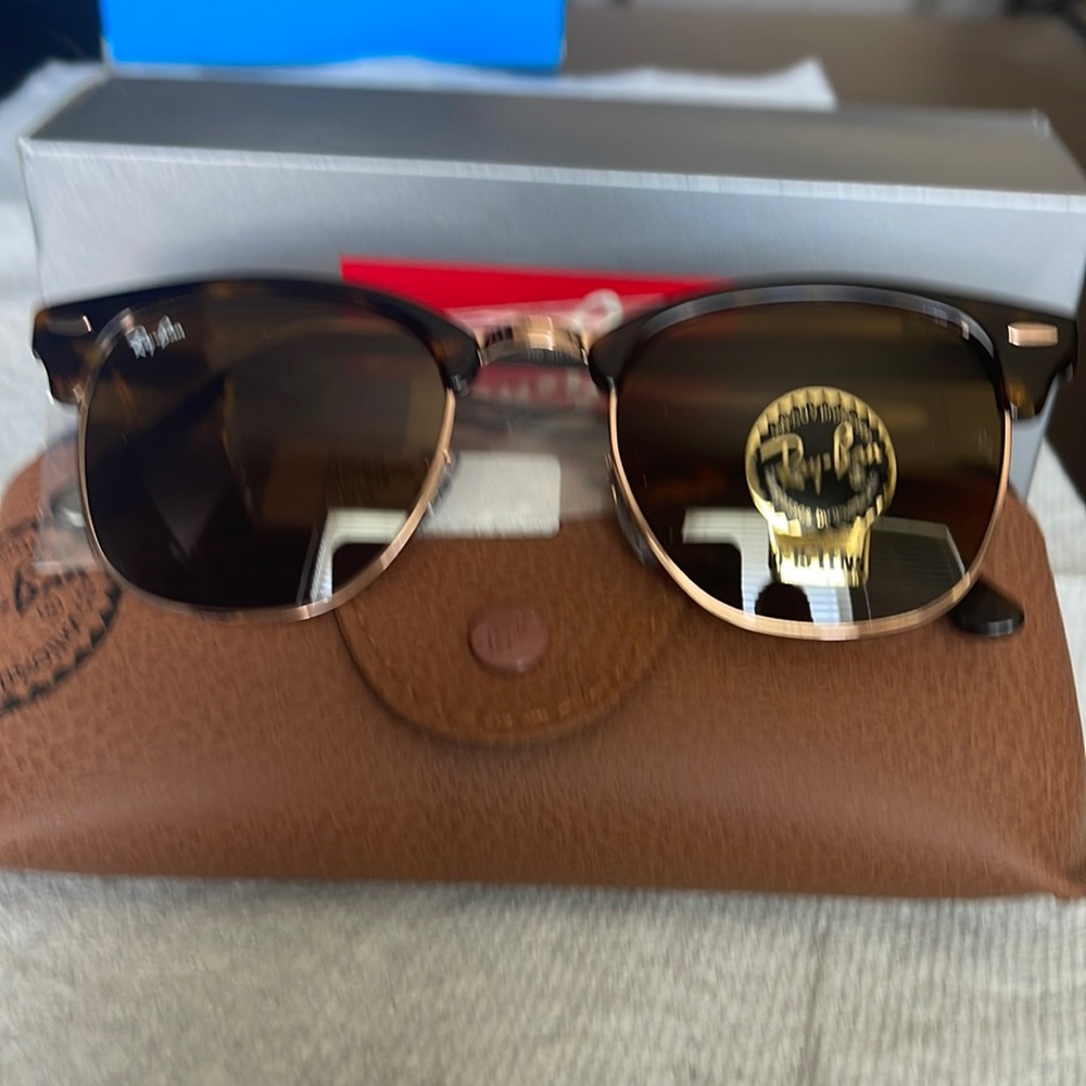 Ray-Ban Unisex Clubmaster NWT